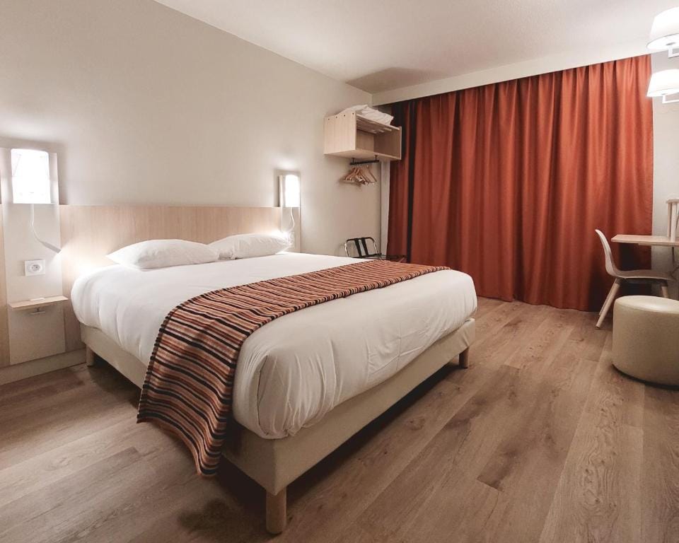 Hotel Espace Cite — 1
