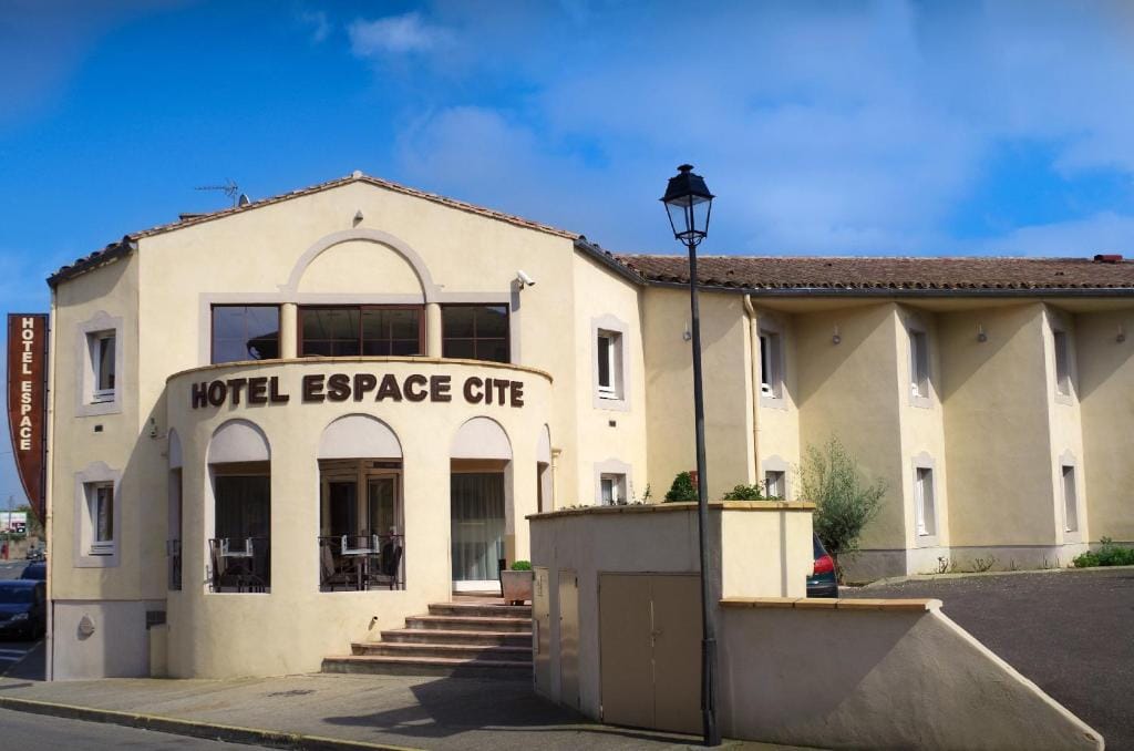 Hotel Espace Cite — 5