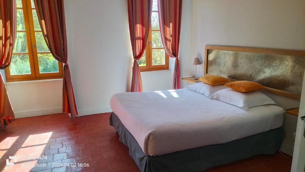 Logis Hôtel Château De Palaja — 2