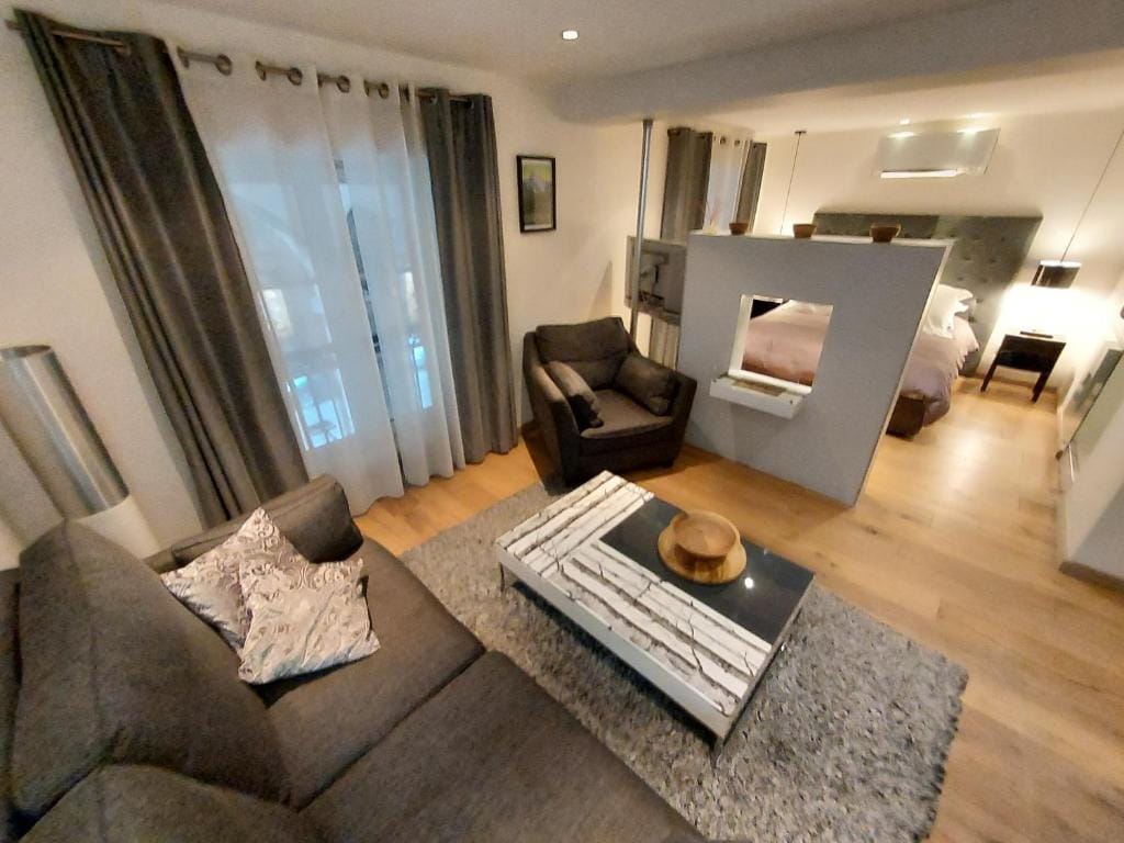Boigne Sweet Suite — 1