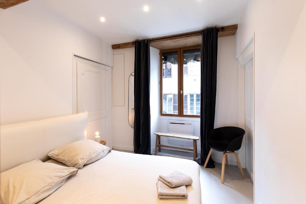 "L'historique" - Charmant appartement en centre-ville historique — 2
