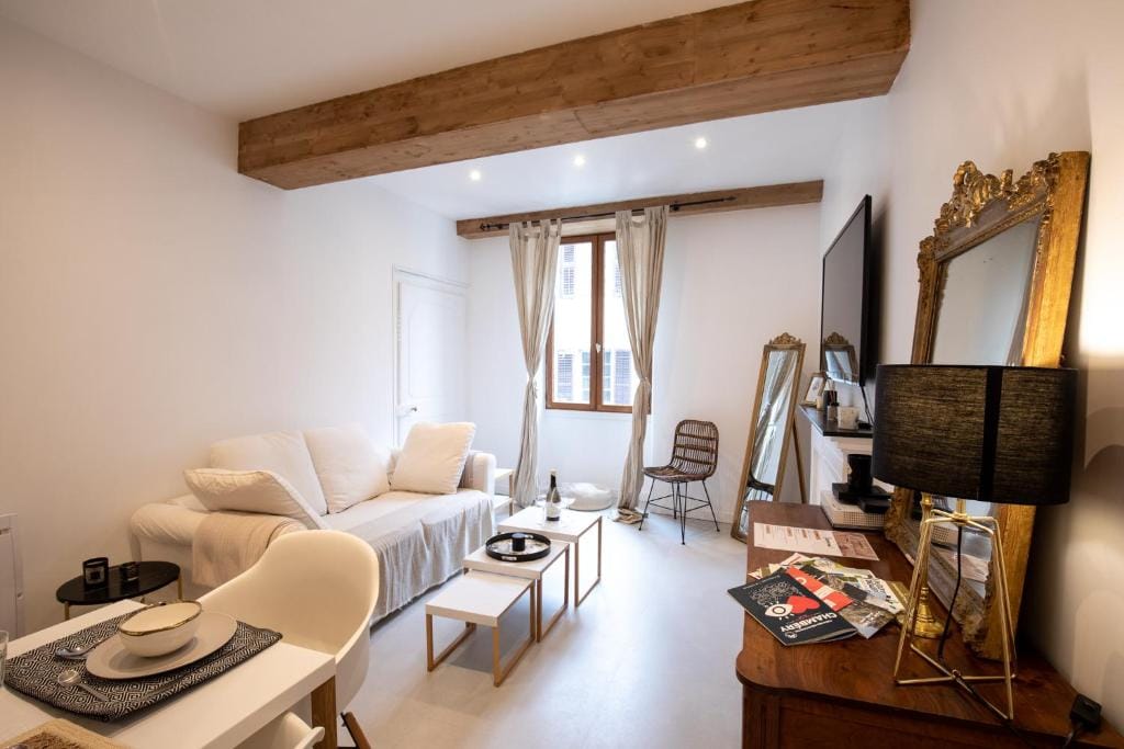 "L'historique" - Charmant appartement en centre-ville historique — 5
