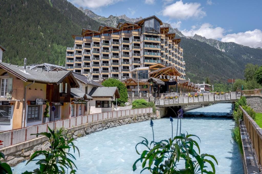 Alpina Eclectic Hotel — 5