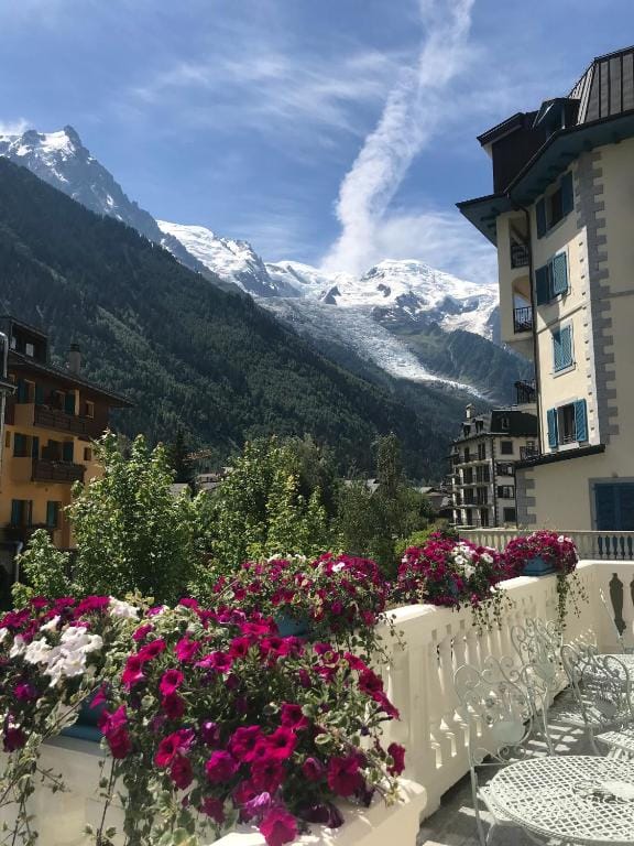 Grand Hôtel des Alpes — 1