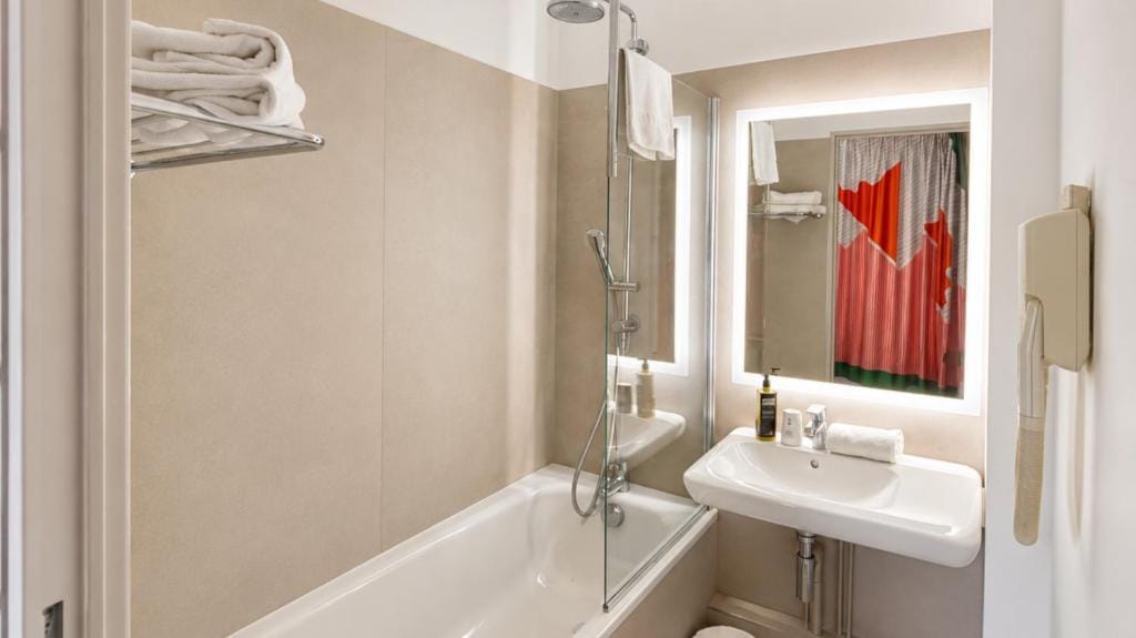 ibis Styles Clermont Ferrand Sud La Pardieu — 2