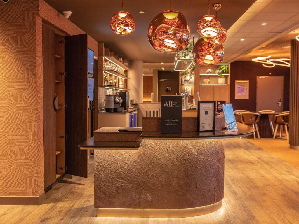 Novotel Suites Clermont Ferrand Polydome — 1