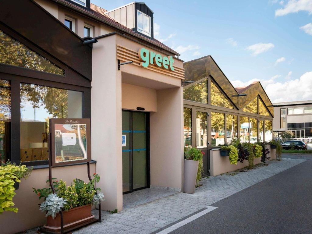 Greet Hotel Colmar — 3