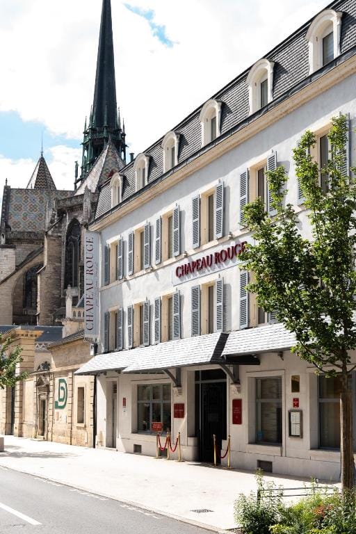 Chapeau Rouge par William Frachot - Hôtel Espace Bien-être & Restaurant étoilé — 1