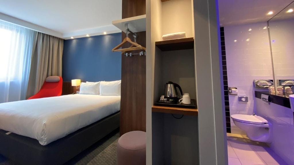 Holiday Inn Express Dijon by IHG — 2