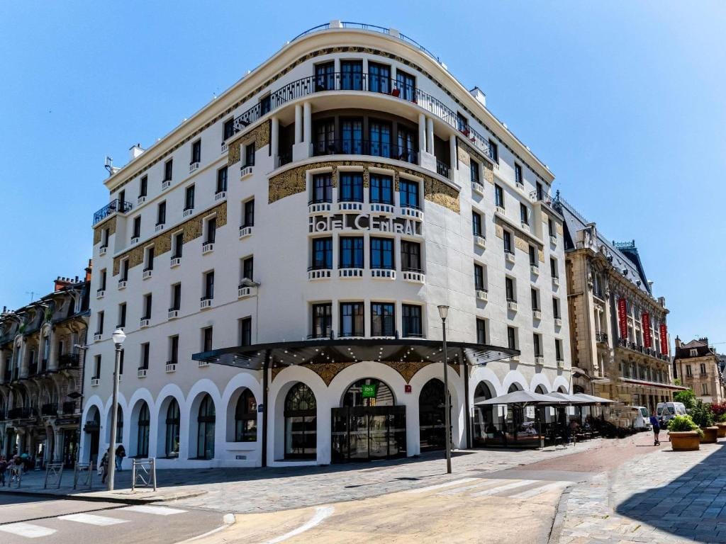 ibis Styles Dijon Central — 1