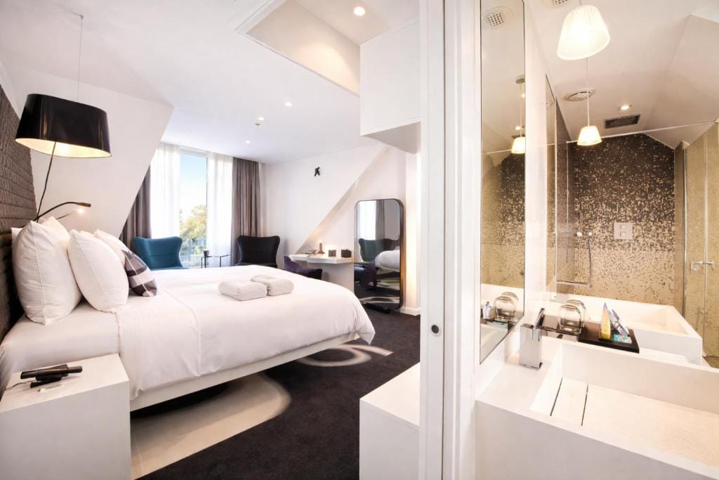 Vertigo Hotel, By Marriott, a Member of Design Hotels — 1