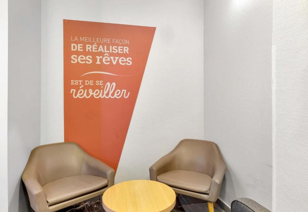 B&B HOTEL Dunkerque Centre Gare — 2