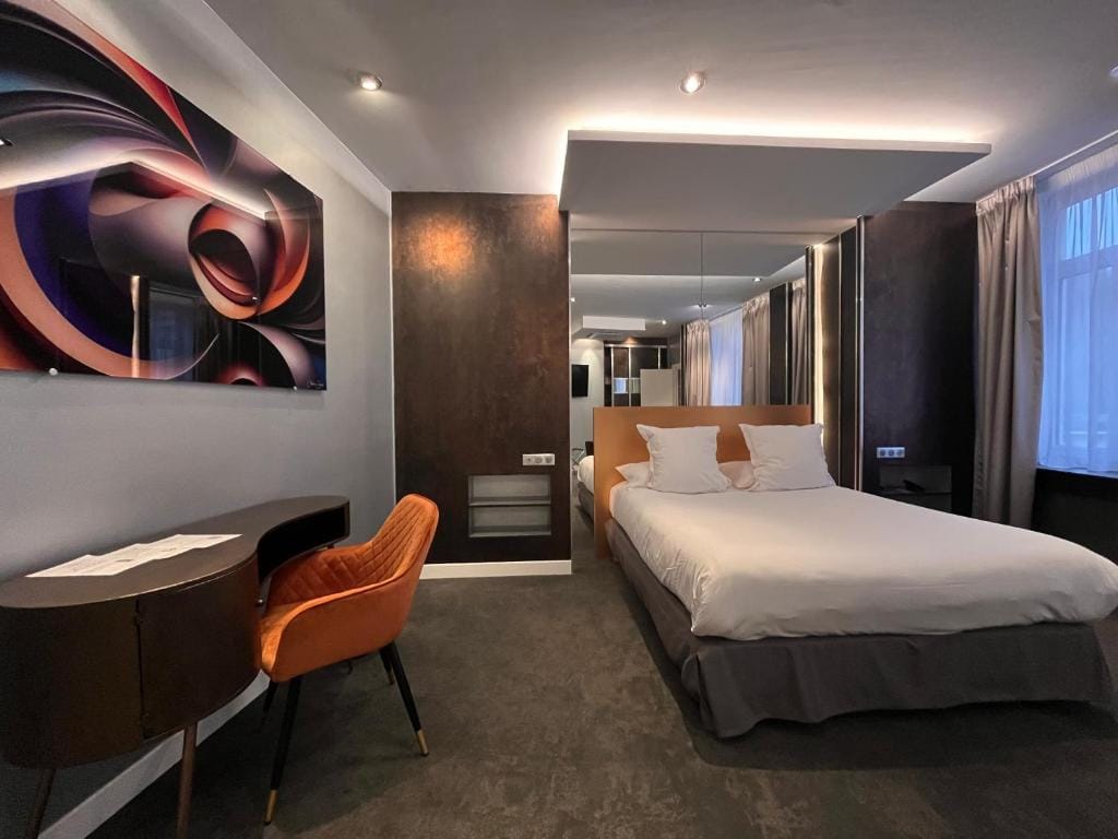 LOGIS Hôtel Borel — 2