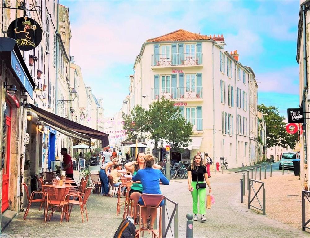 Hôtel Le Bord'O Vieux Port — 1