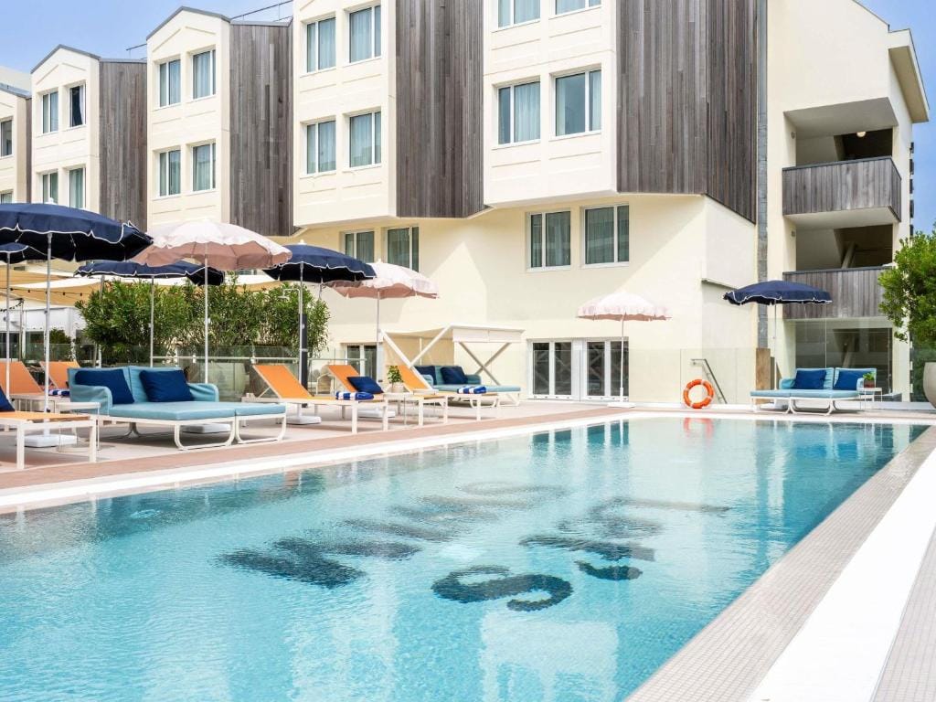 Mercure La Rochelle Vieux Port — 1