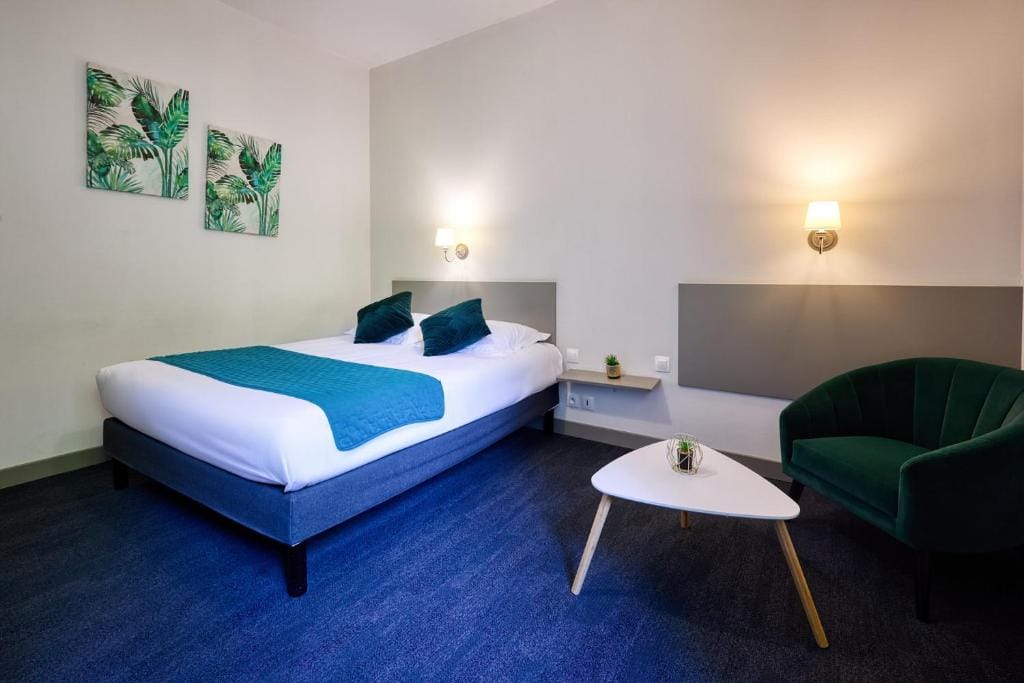 Hotel De La Pommeraie — 5