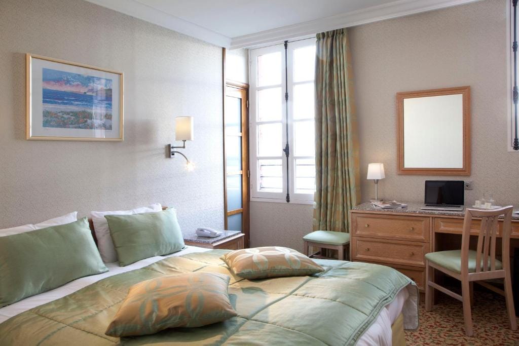 Hôtel la Croix Blanche — 4