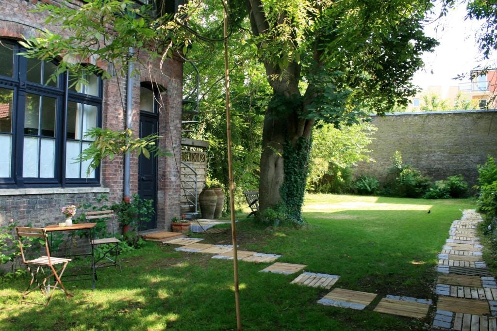 Au Cœur du Jardin — 1