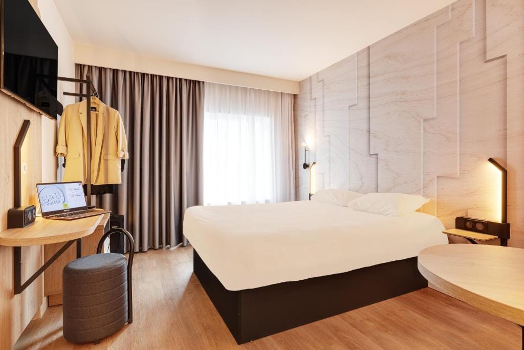 B&B HOTEL Lille Lillenium Eurasanté — 3