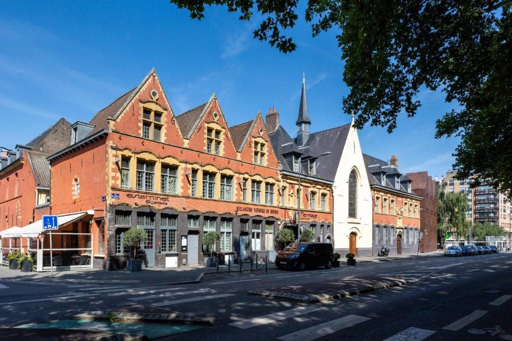 L'Hermitage Gantois, Autograph Collection — 1