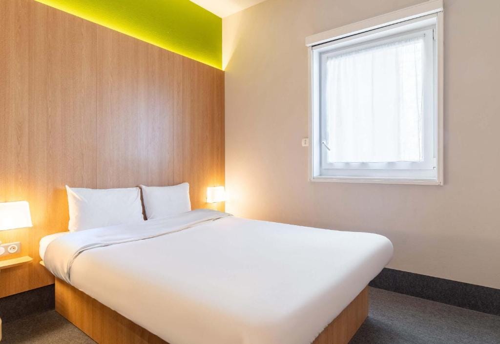 B&B HOTEL Limoges Centre Gare — 2