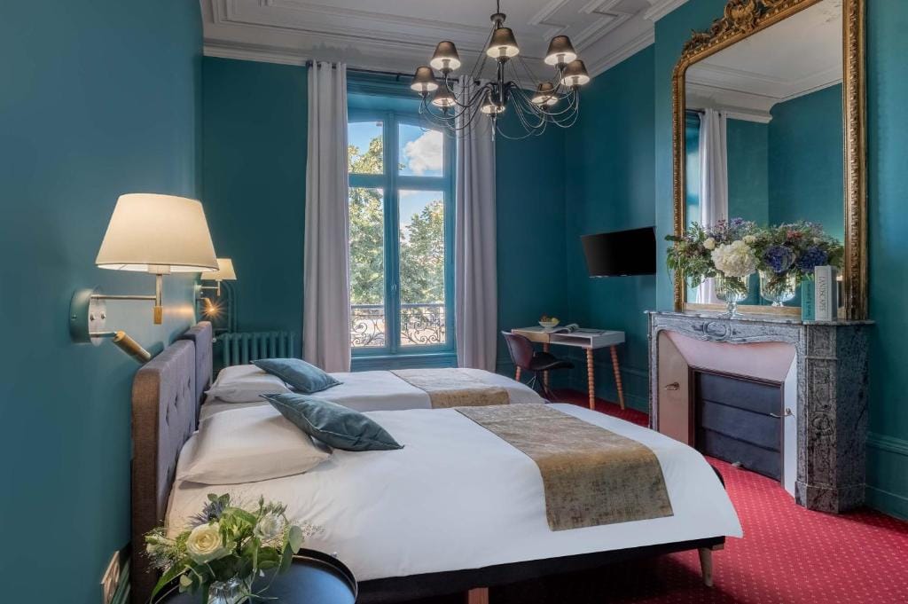 Hotel de Paris, Hotel Particulier du XIX — 5