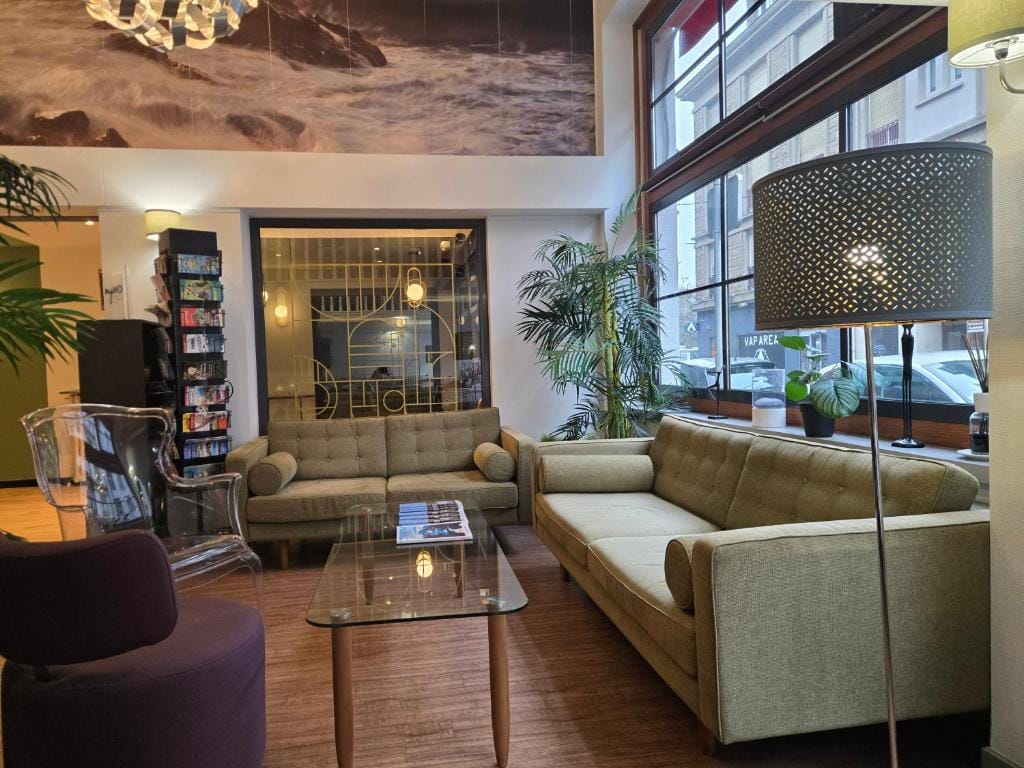 Sure Hotel By Best Western Lorient Centre — 1