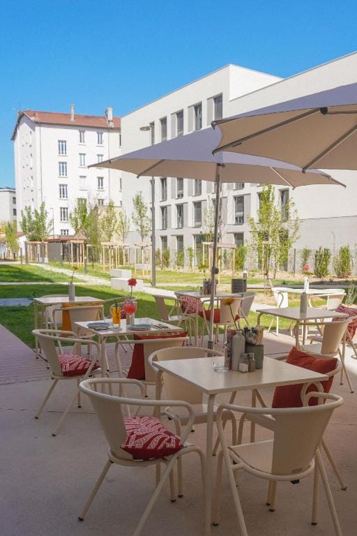 Bikube Coliving Hôtel - Lyon Centre Lumière — 1