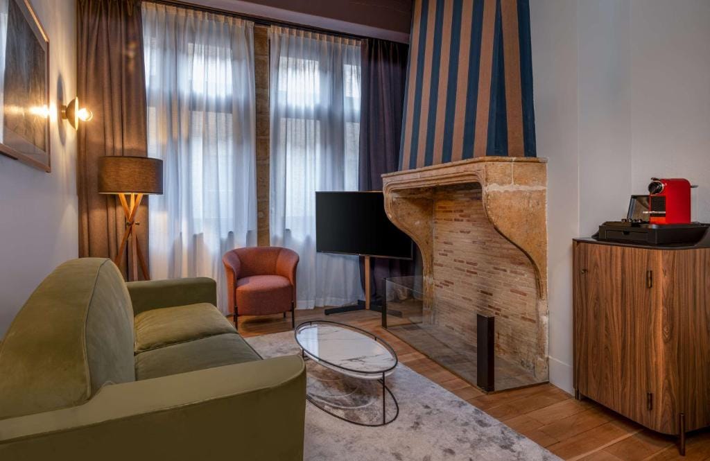 Cour des Loges Lyon, A Radisson Collection Hotel — 4