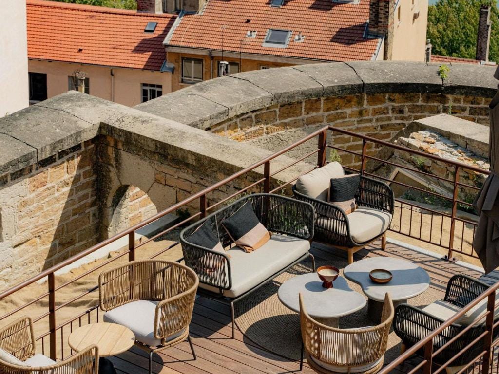 Hôtel Fort St Laurent Lyon - Handwritten Collection — 2