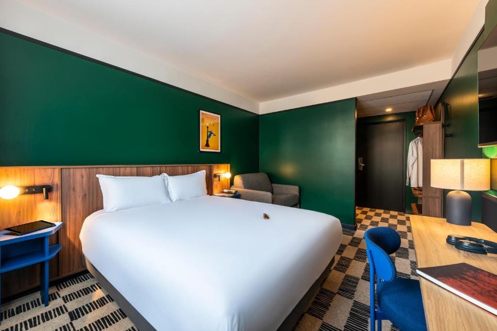 Hotel Le Lumière — 1
