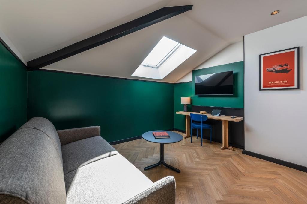 Hotel Le Lumière — 5
