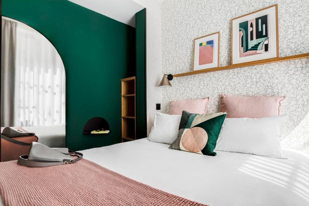 Republik Hotel — 1