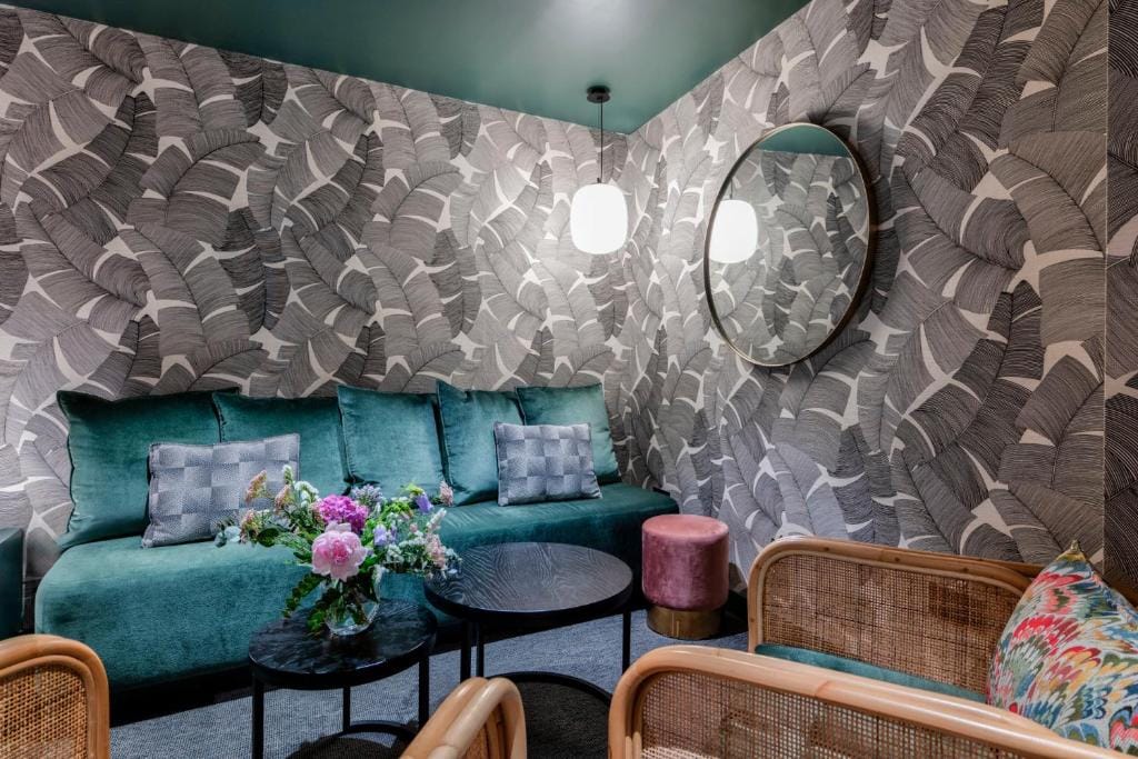 Republik Hotel — 4