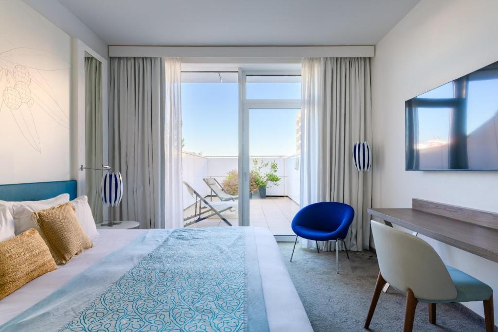 Golden Tulip Marseille Euromed — 2