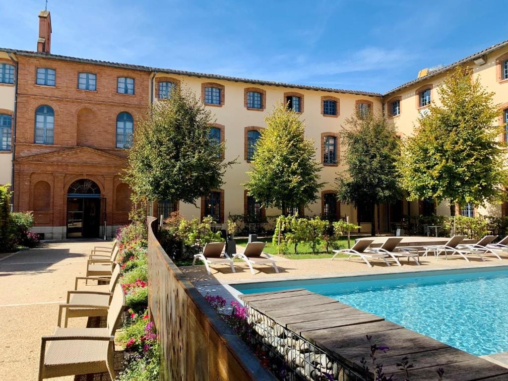 Dali Hôtel Montauban — 4