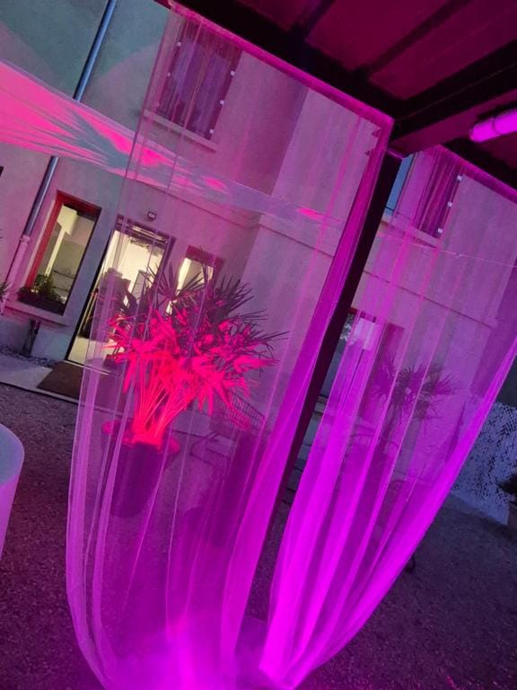 Les Logis du Port Suites & Spa - Climatisation -Port Canal Montauban — 4