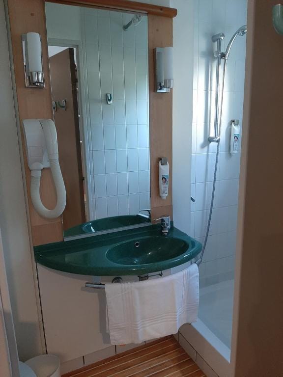 Brit Hotel Mulhouse Centre — 3