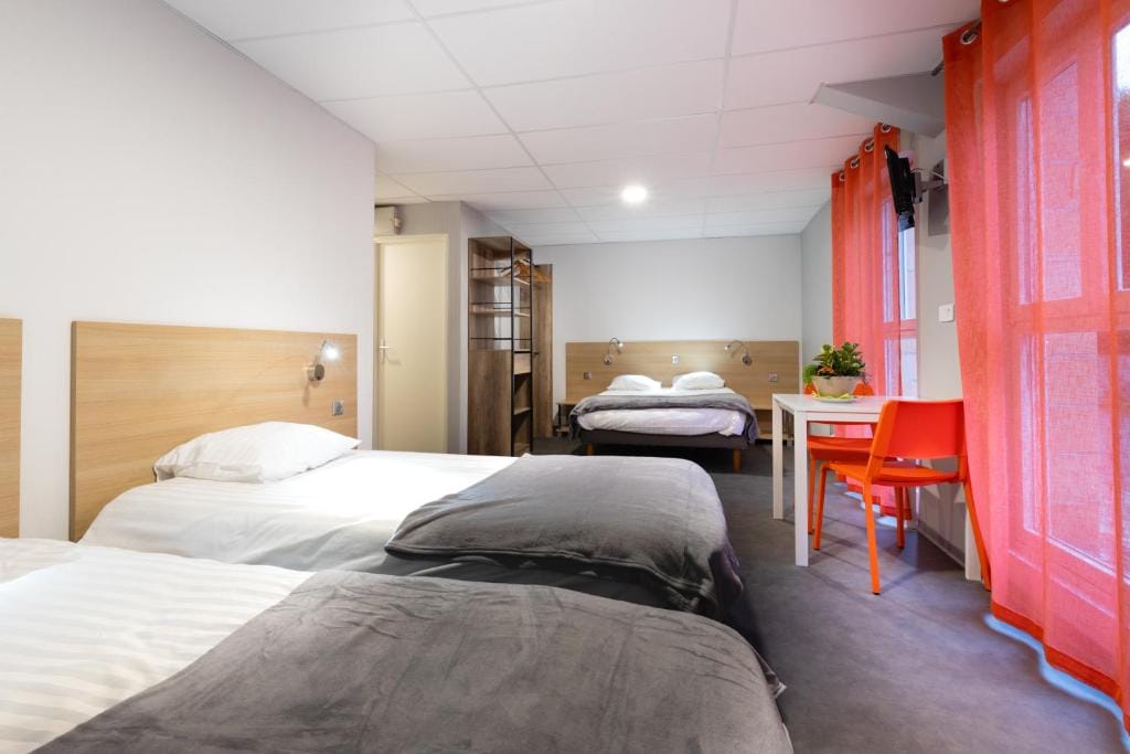 Hotel-Restaurant Espace Squash 3000 — 1