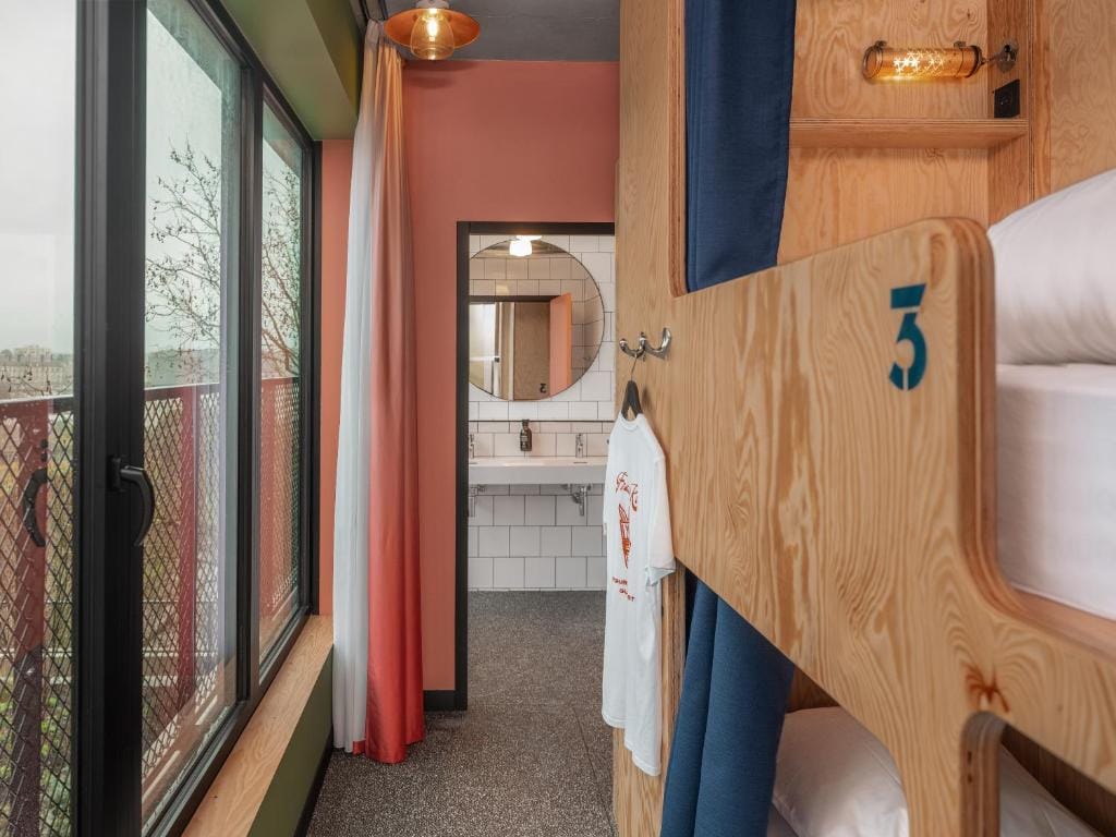 Eklo Hotels Nantes Centre - Île de Nantes — 3
