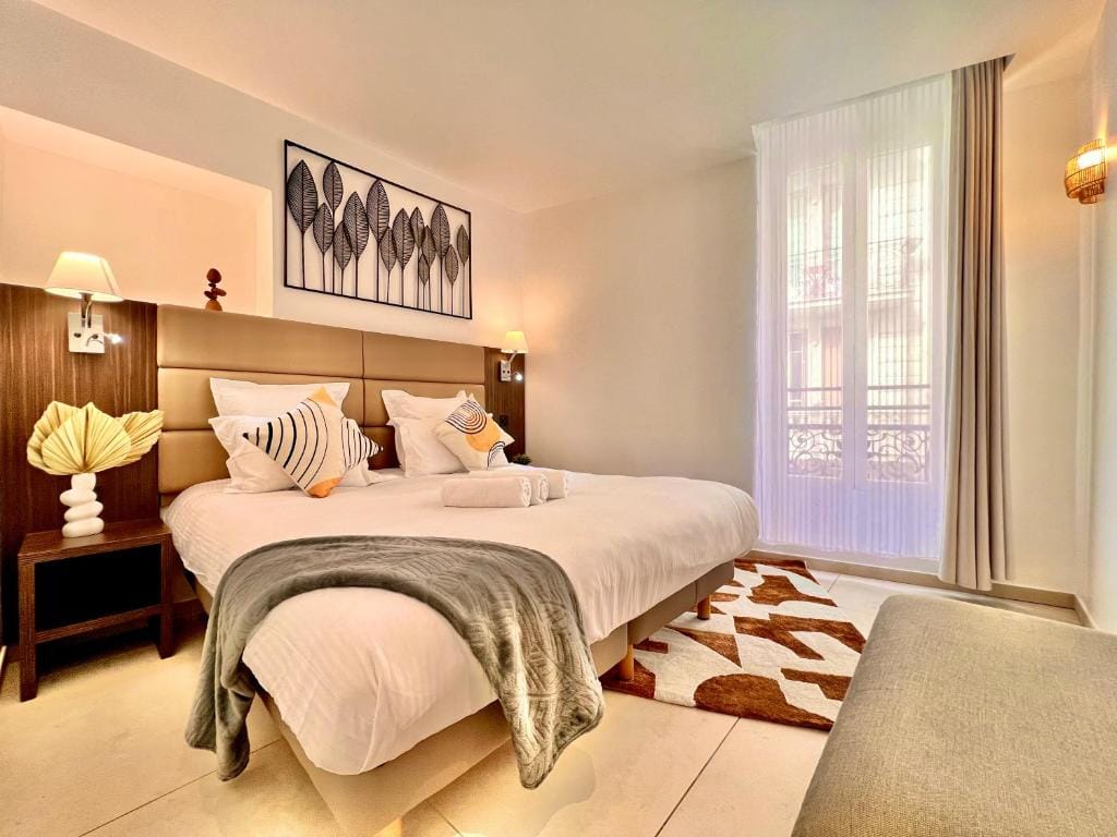 LIBERATION CENTER - PRIVATE Balcony - 24&7 RECEPTION - LUGGAGE STORAGE — 2