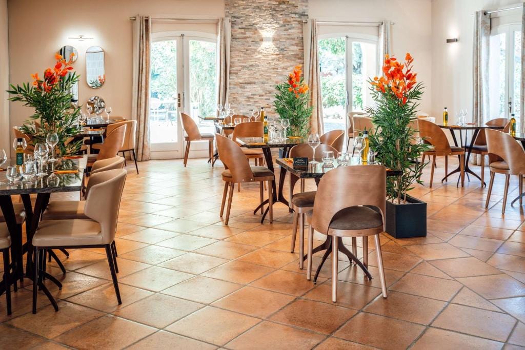 Best Western L'Orangerie — 5