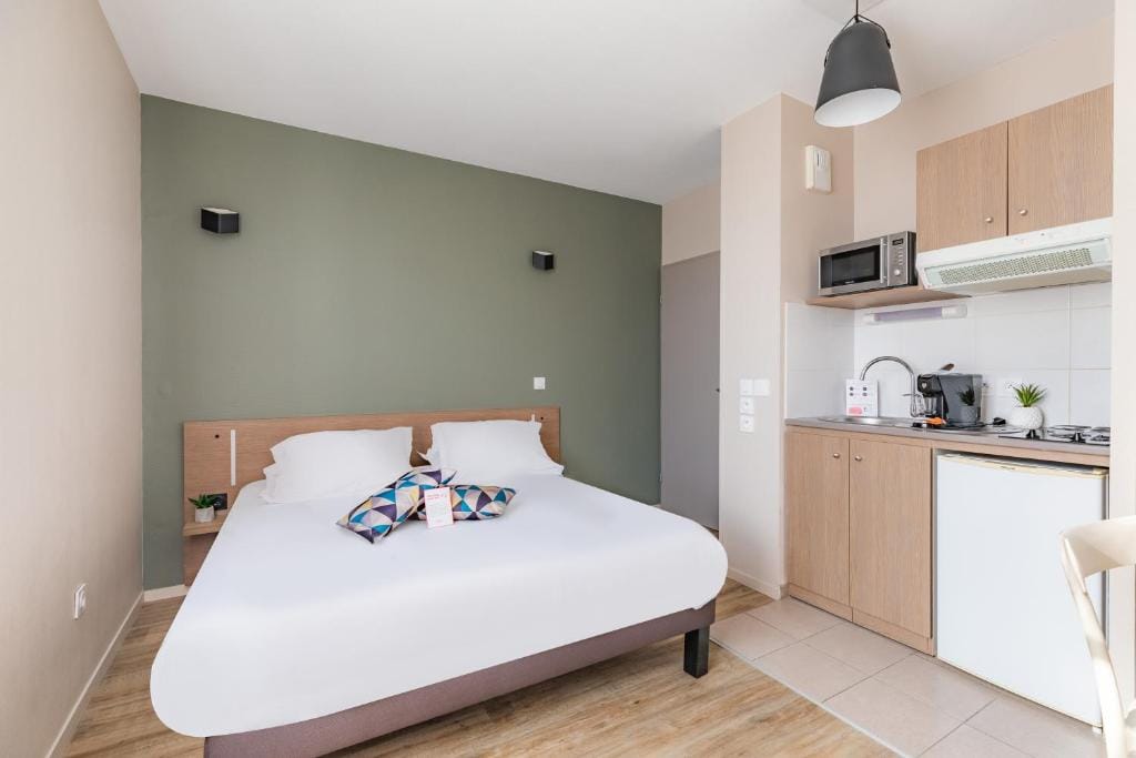 Appart'City Confort Niort Centre — 1
