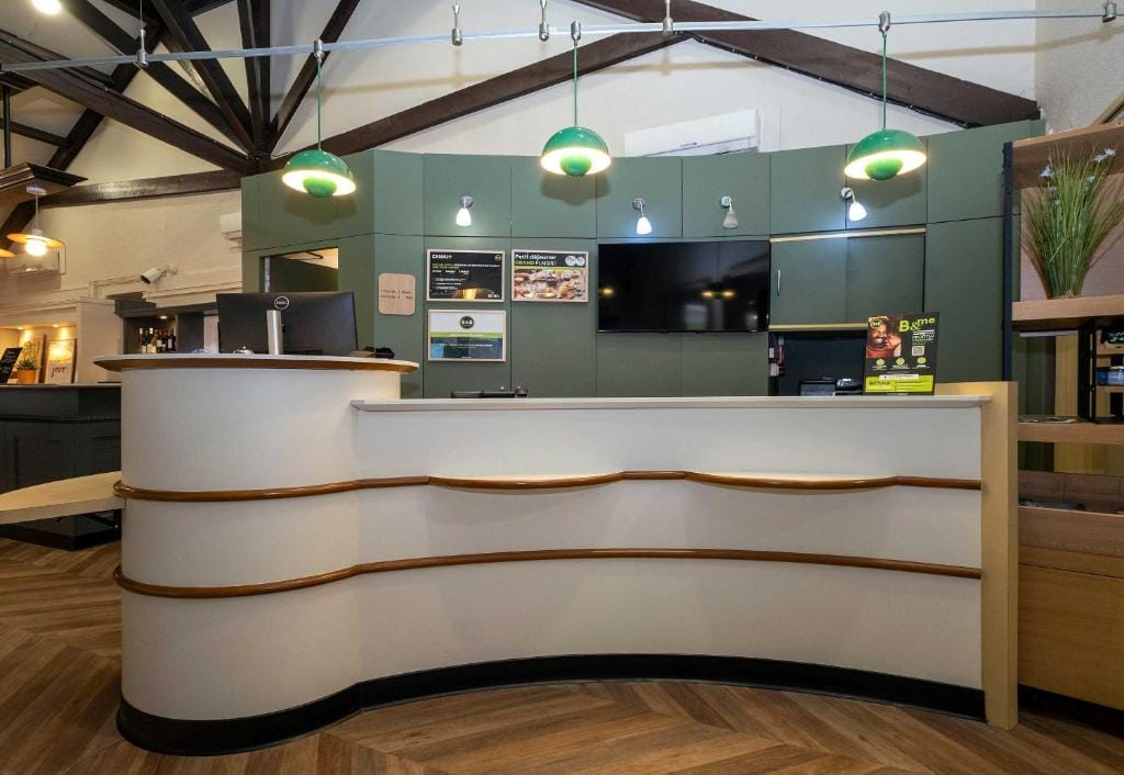 B&B HOTEL Niort Sud Venise Verte — 4