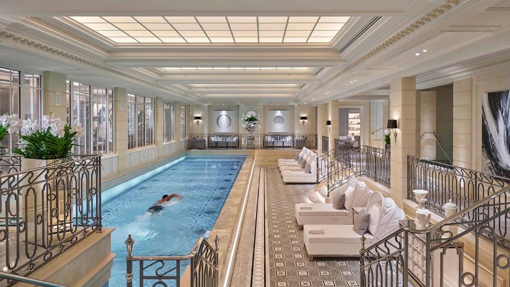Four Seasons Hotel George V Paris — 3