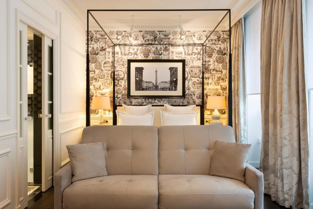 Hôtel Keppler — 5