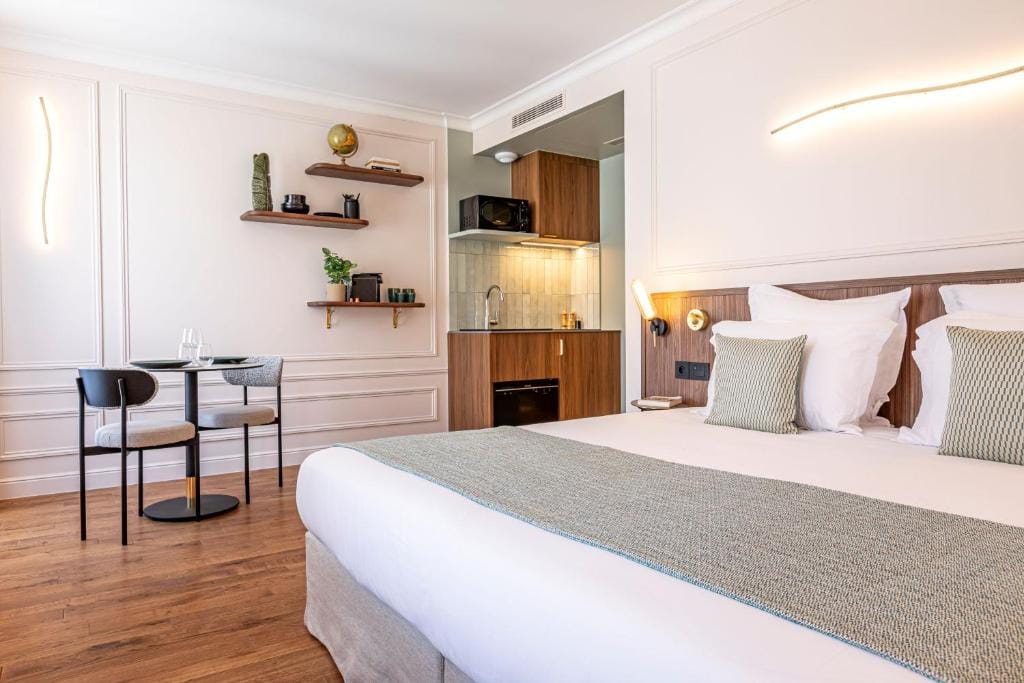 Villa SoPi Appart'Hotel by Patrick Hayat — 1
