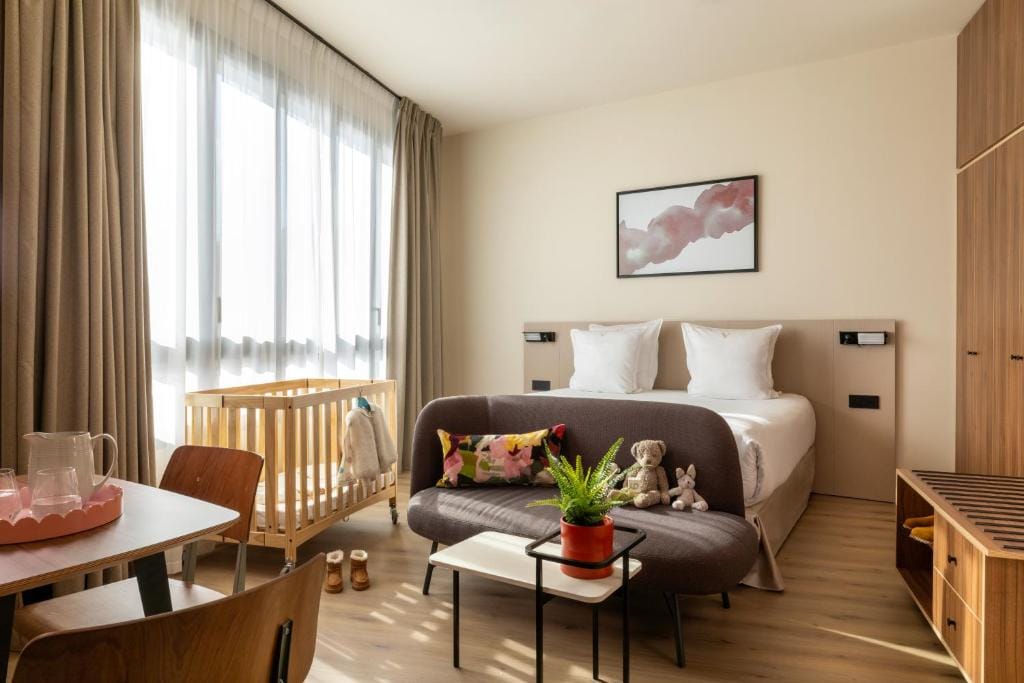 Yuna Montmartre - ApartHotel — 1
