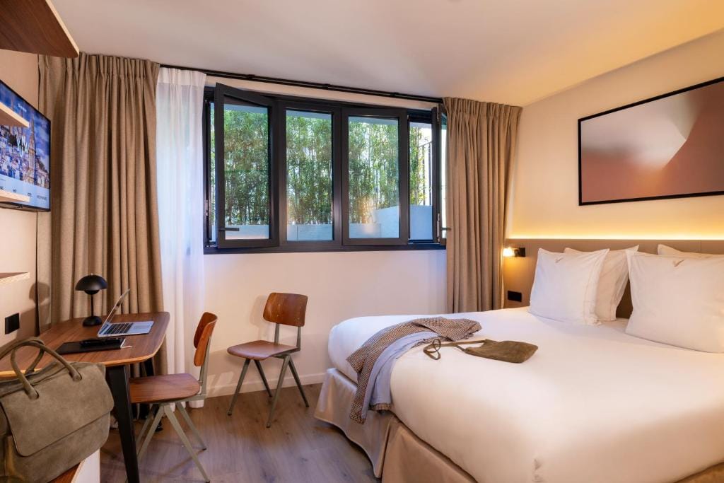 Yuna Montmartre - ApartHotel — 2