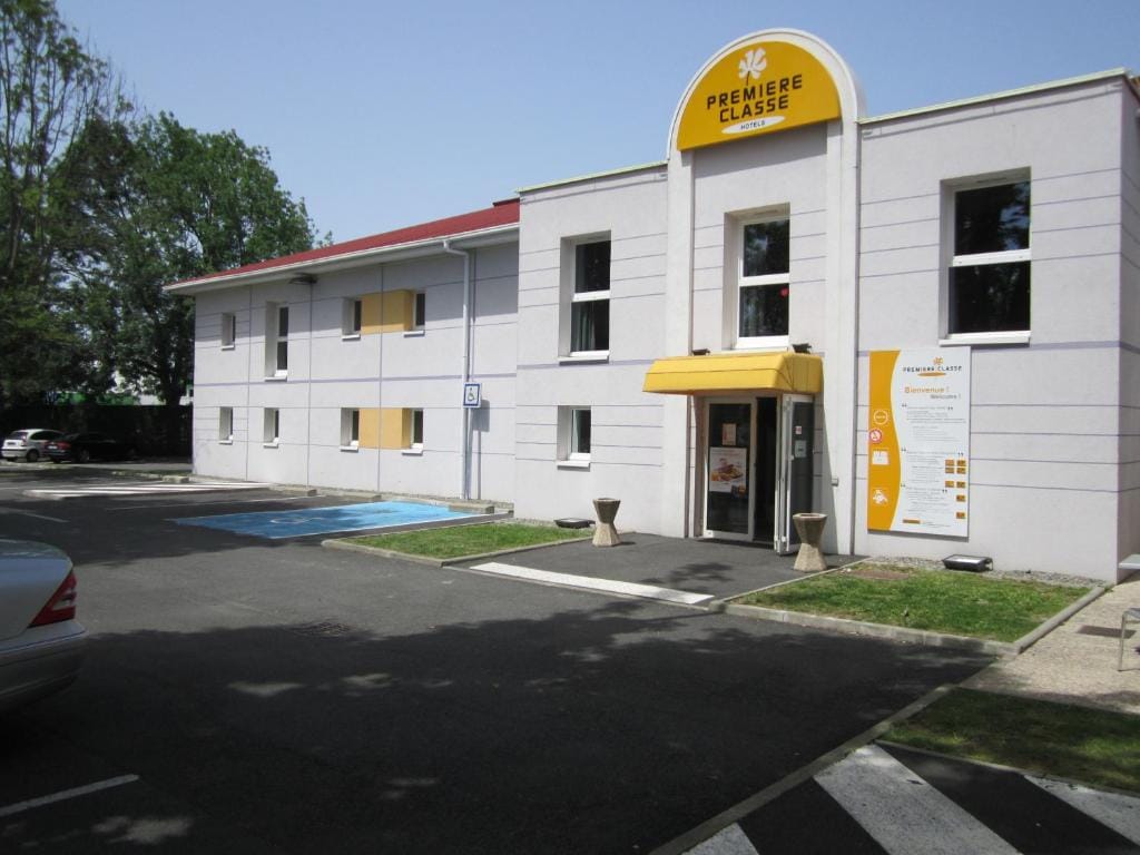Premiere Classe Pau Est-Bizanos — 1